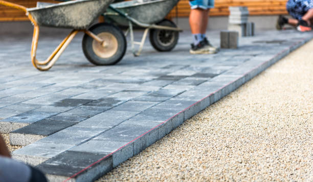 Best Concrete Walkway Installation  in Bellevue, WI